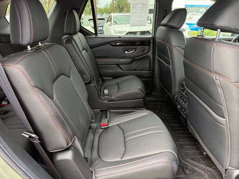 Certified 2026 Honda Pilot TrailSport image 18