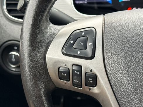 Used 2017 Ford Taurus SEL w/ Equipment Group 201A image 26