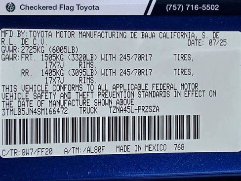 Certified 2025 Toyota Tacoma SR5 AWD/4WD image 28