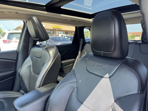 Used 2014 Jeep Cherokee Limited AWD/4WD image 15