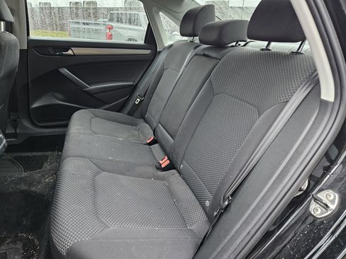 Used 2013 Volkswagen Passat 2.5 S image 15