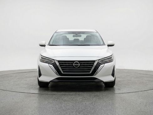 Used 2025 Nissan Sentra S FWD image 2