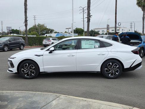 New 2025 Hyundai Sonata SEL image 11