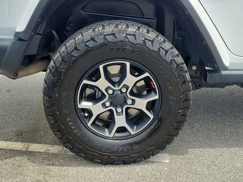 Used 2019 Jeep Wrangler Unlimited Rubicon AWD/4WD image 7