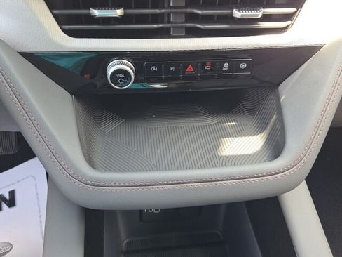 New 2026 Ford Explorer Active RWD image 22
