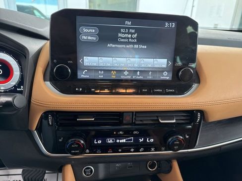 Used 2023 Nissan Rogue Platinum w/ Platinum Premium Package AWD/4WD image 23