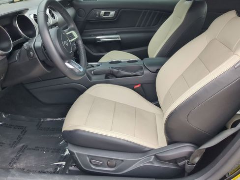 Used 2022 Ford Mustang GT Premium RWD image 10