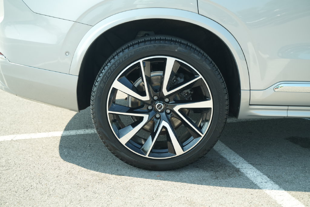 Used 2023 Volvo XC90 B5 Plus w/ Protection Package AWD/4WD image 49