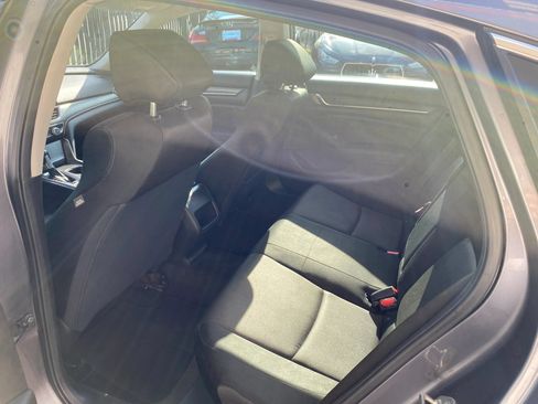 Used 2019 Honda Accord LX image 9