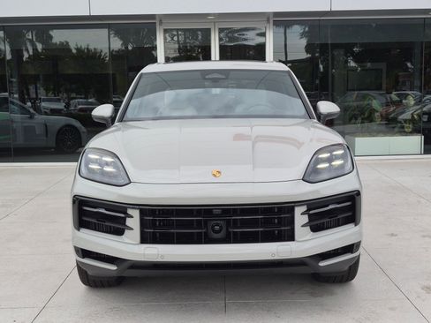 New 2026 Porsche Cayenne S AWD/4WD image 6
