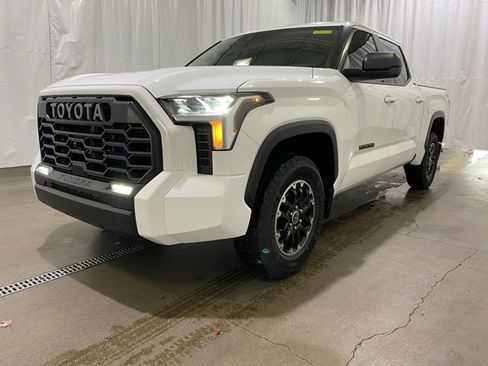 Used 2024 Toyota Tundra SR5 w/ TRD Off-Road Package image 19