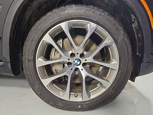 Used 2019 BMW X5 xDrive50i image 10