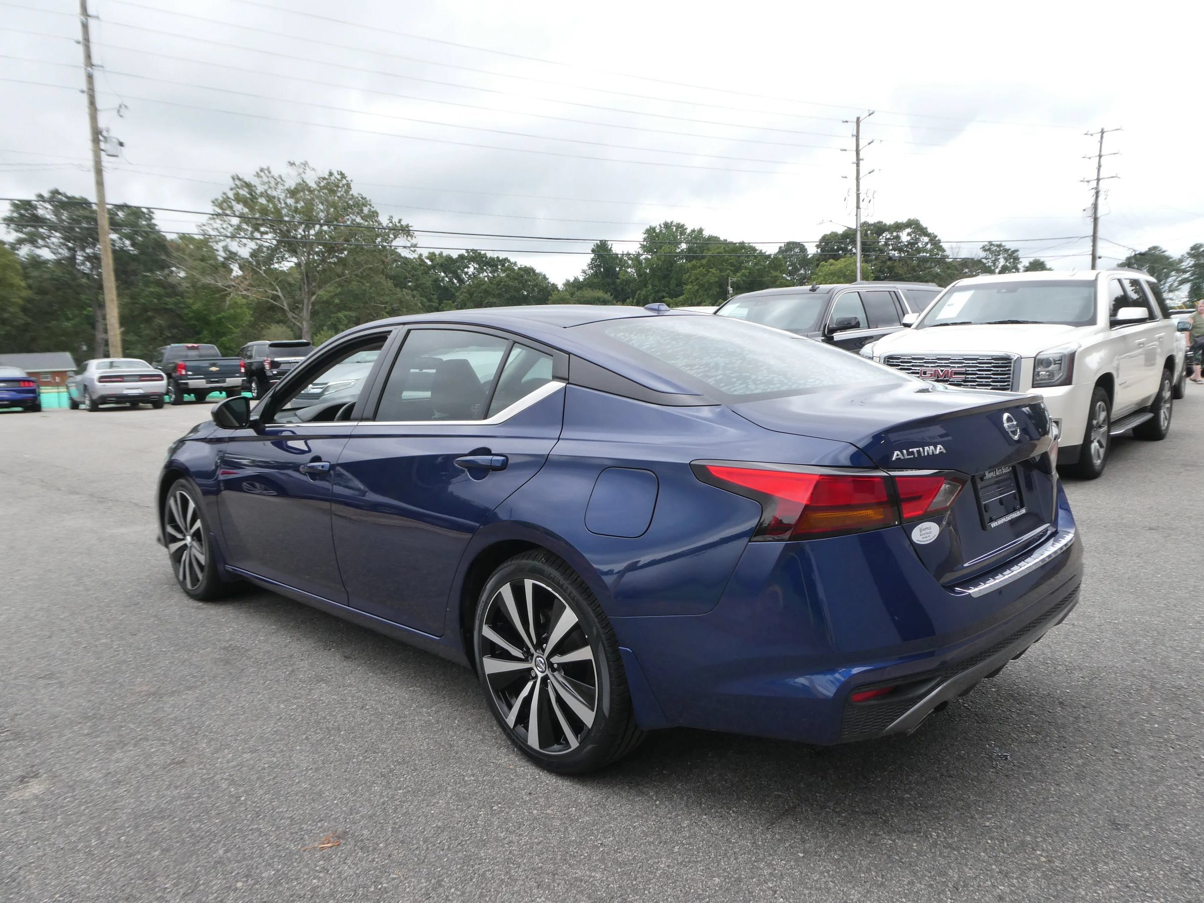Used 2021 Nissan Altima 2.5 SR w/ SR Premium Package FWD image 8