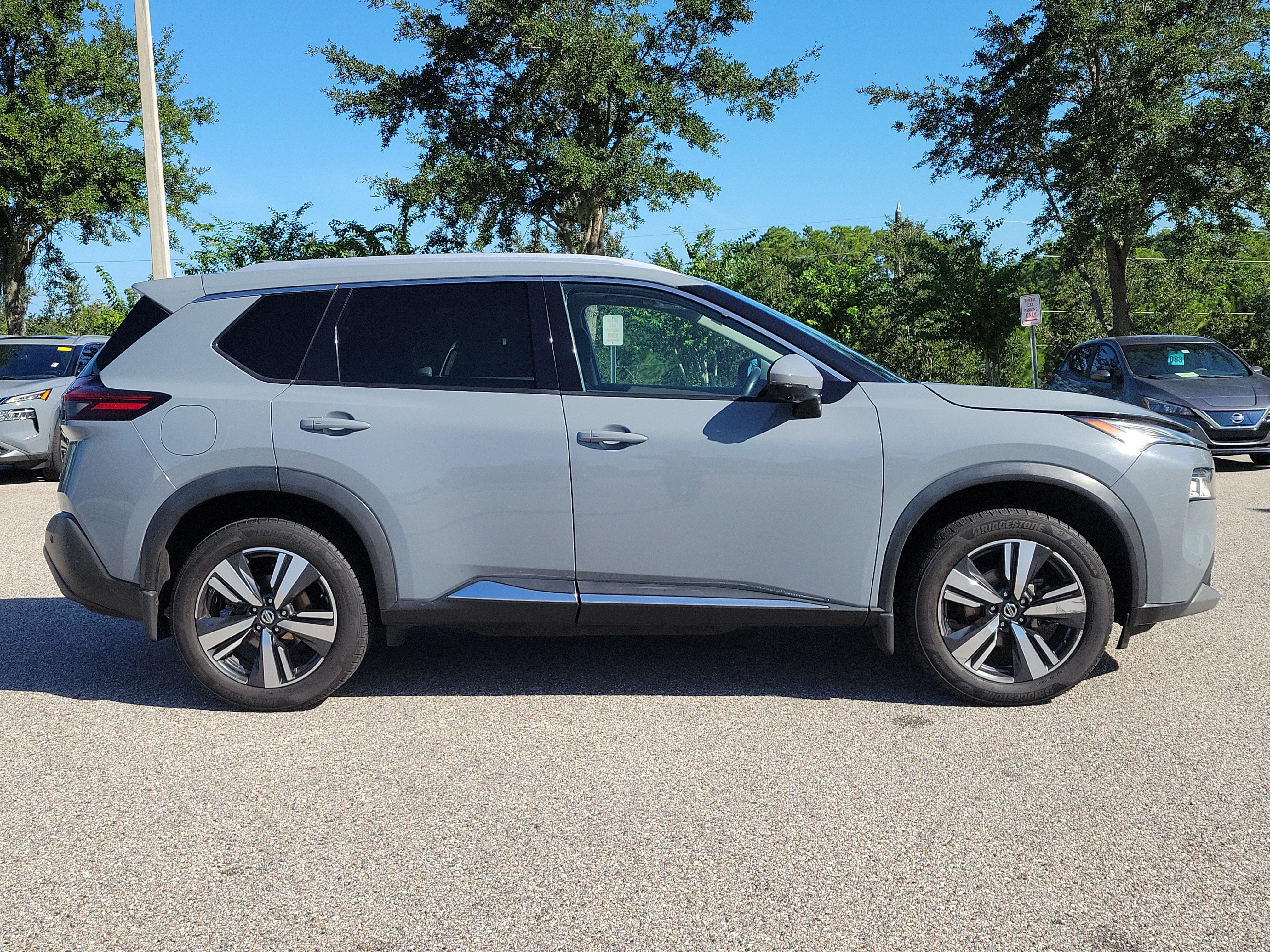Certified 2021 Nissan Rogue SL w/ Premium Package FWD image 4