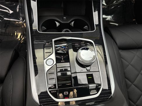 New 2026 BMW X5 xDrive50e AWD/4WD image 23
