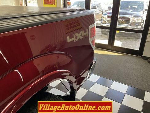 Used 2014 Ford F150 Lariat w/ Equipment Group 502A Luxury image 34