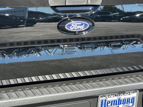 New 2025 Ford Maverick XL image 24