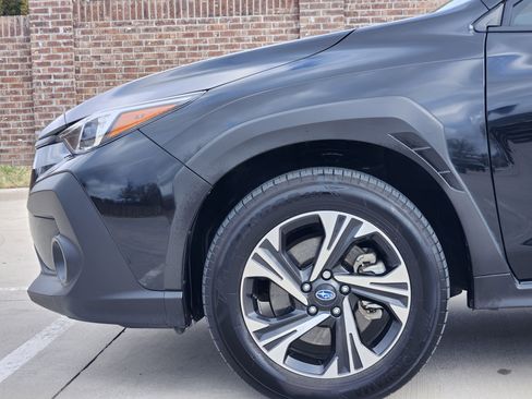 Used 2024 Subaru Crosstrek 2.0i Premium image 10