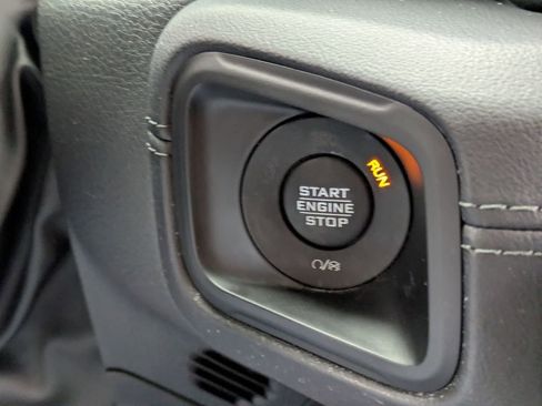 Used 2024 Jeep Wrangler Sahara image 24