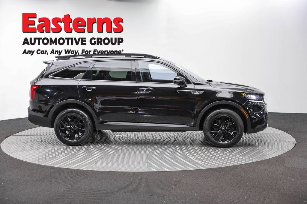 Used 2022 Kia Sorento S AWD/4WD image 4