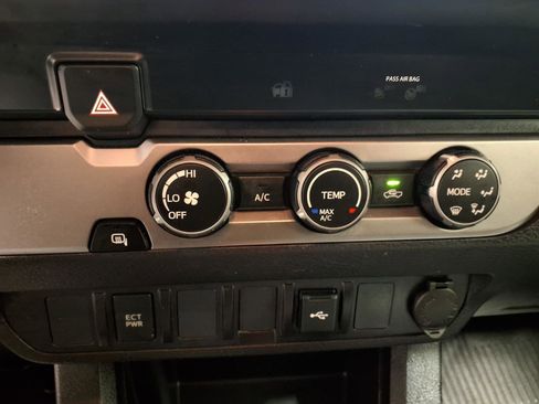 Used 2023 Toyota Tacoma SR w/ SR Convenience Package image 14