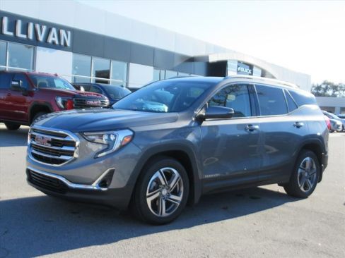 Used 2020 GMC Terrain SLT w/ Preferred Package image 3