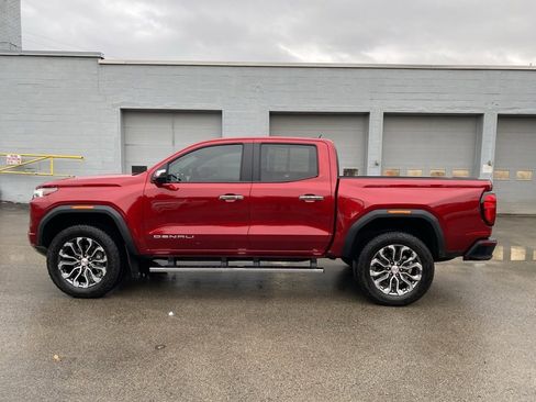 Certified 2024 GMC Canyon Denali image 6