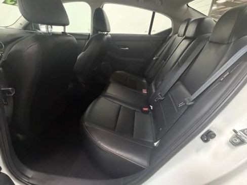 Used 2025 Nissan Sentra SR w/ SR Premium Package FWD image 24