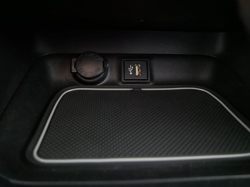 Used 2023 Toyota RAV4 XLE image 29