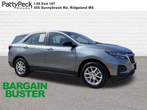 Used 2023 Chevrolet Equinox LS FWD image 1