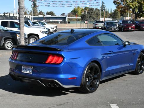 Used 2022 Ford Mustang GT w/ Equipment Group 301A image 8