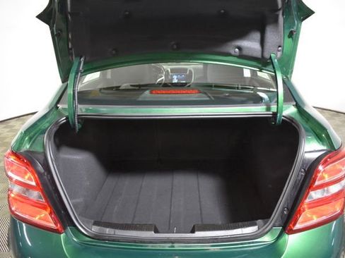 Used 2018 Chevrolet Sonic LT w/ Convenience Package image 28