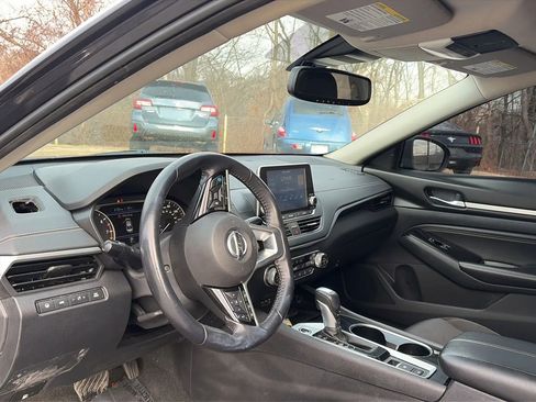 Used 2020 Nissan Altima 2.5 SV image 29