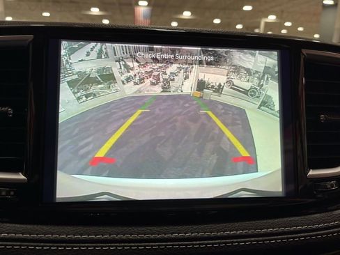 Used 2024 Chrysler Pacifica Limited w/ Trailer Tow Group image 38