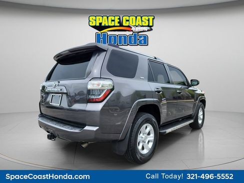 Used 2020 Toyota 4Runner SR5 RWD image 3
