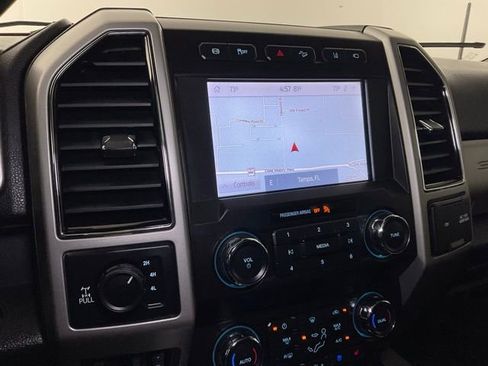 Certified 2020 Ford F350 Lariat image 23