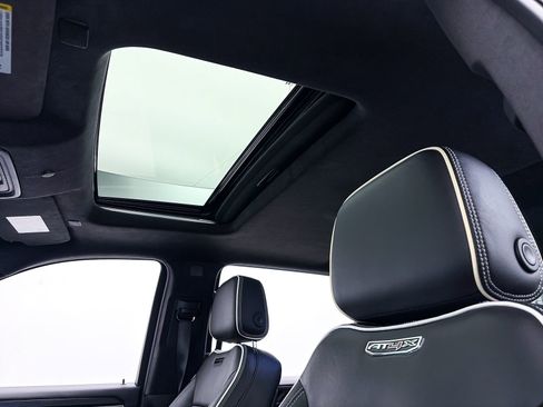 Used 2025 GMC Sierra 1500 Pro w/ Pro Value Package image 3