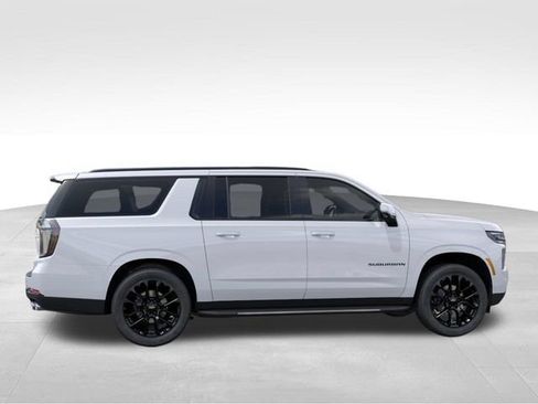 New 2026 Chevrolet Suburban RST AWD/4WD image 5