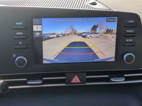 New 2026 Hyundai Elantra SE image 19