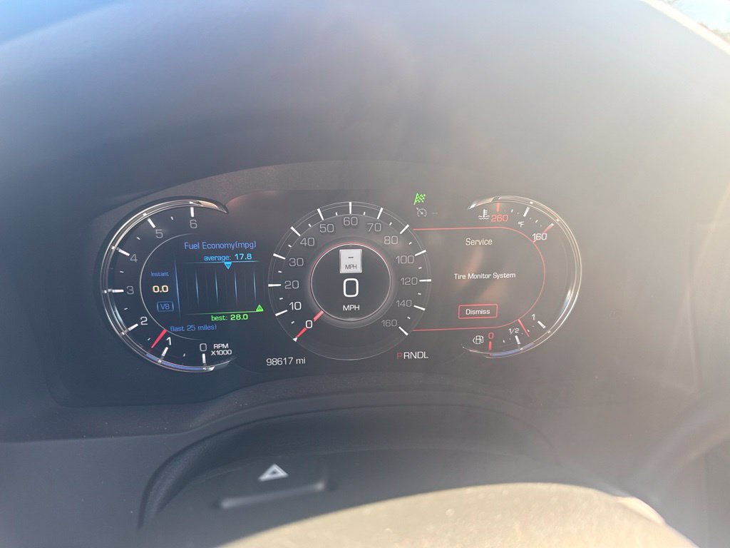 Used 2020 Cadillac Escalade ESV Luxury RWD image 18