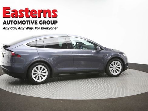 Used 2018 Tesla Model X 75D AWD/4WD image 39