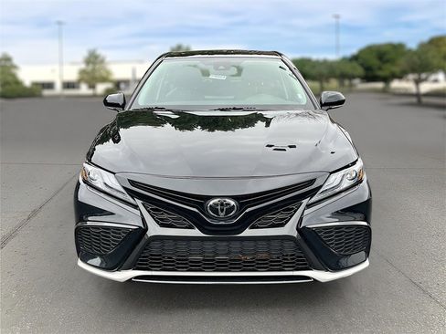 Used 2024 Toyota Camry XSE image 2