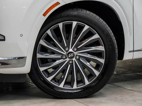 Used 2023 Hyundai Palisade Calligraphy AWD/4WD image 3