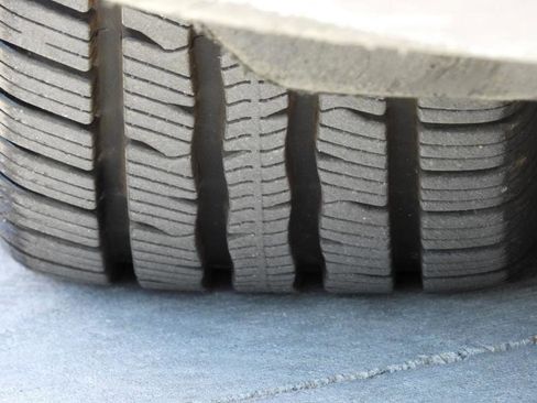 Used 2013 Honda Civic Hybrid Sedan image 32