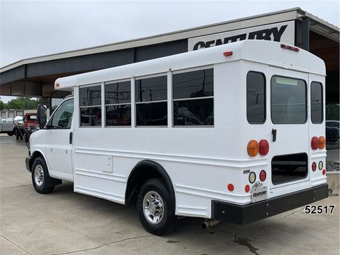 Used 2007 Chevrolet Express 3500 w/ School Bus Package RWD image 6
