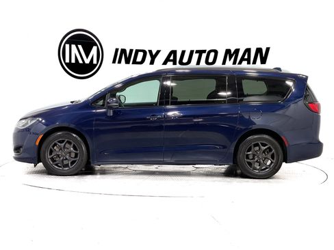 Used 2020 Chrysler Pacifica Limited w/ Advanced Safetytec Group FWD image 7