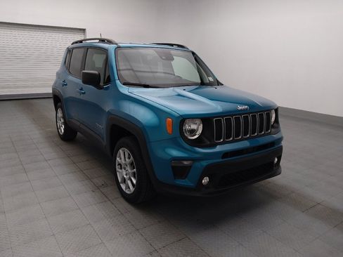 Used 2022 Jeep Renegade Latitude w/ Convenience Group AWD/4WD image 13