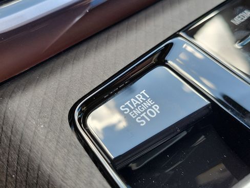 New 2026 BMW X3 xDrive30 w/ Convenience Package image 32