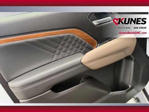 New 2026 GMC Canyon Denali AWD/4WD image 19