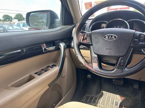 Used 2011 Kia Sorento EX AWD/4WD image 15